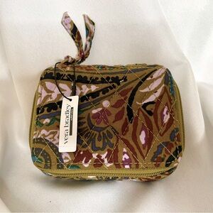 NWT Vera Bradley Travel Zip Case for 1 Week of Medicine Pill Box
